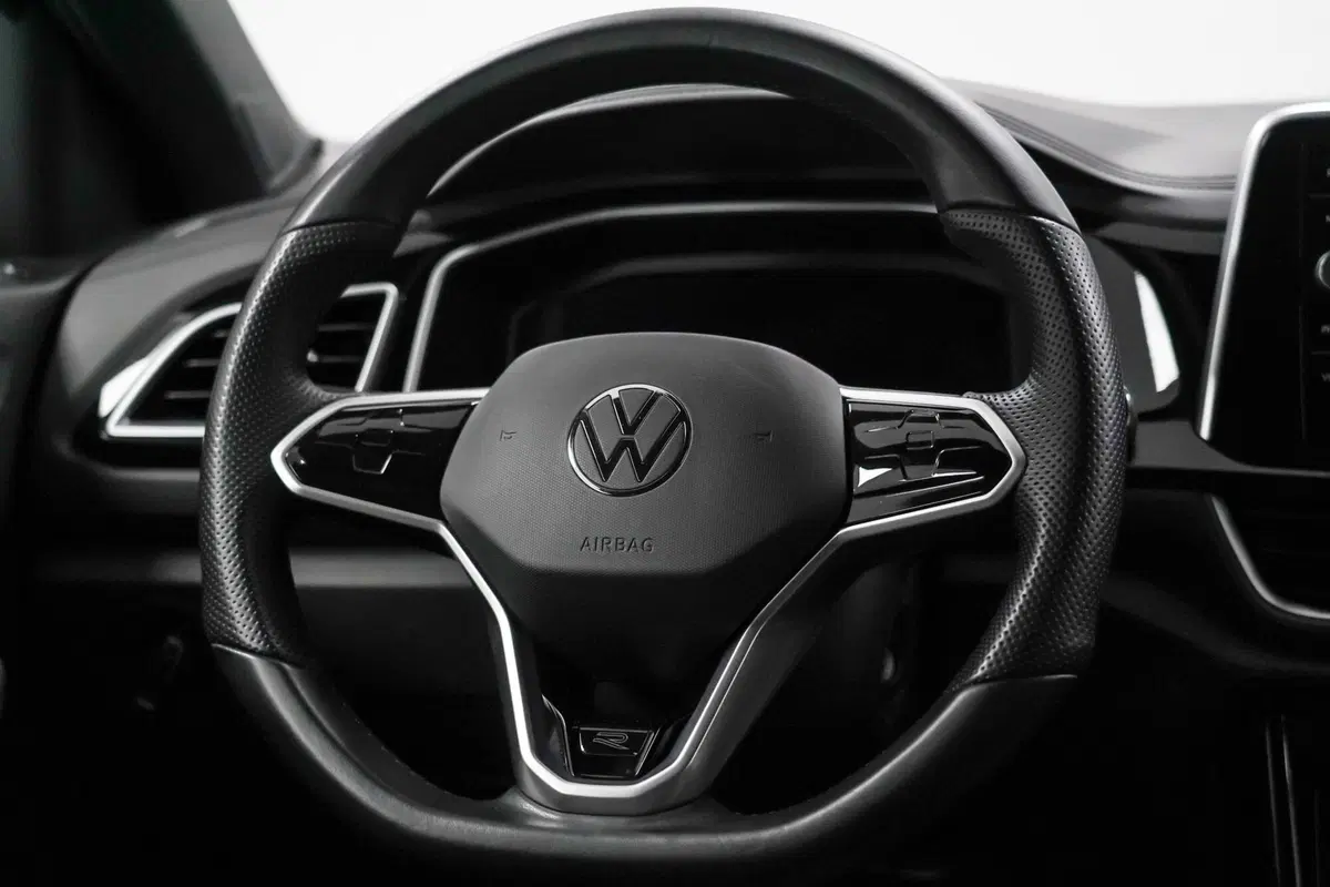 Volkswagen T-Roc usata a Varese (12)