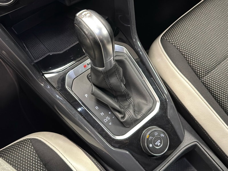 Volkswagen T-Roc usata a Varese (15)