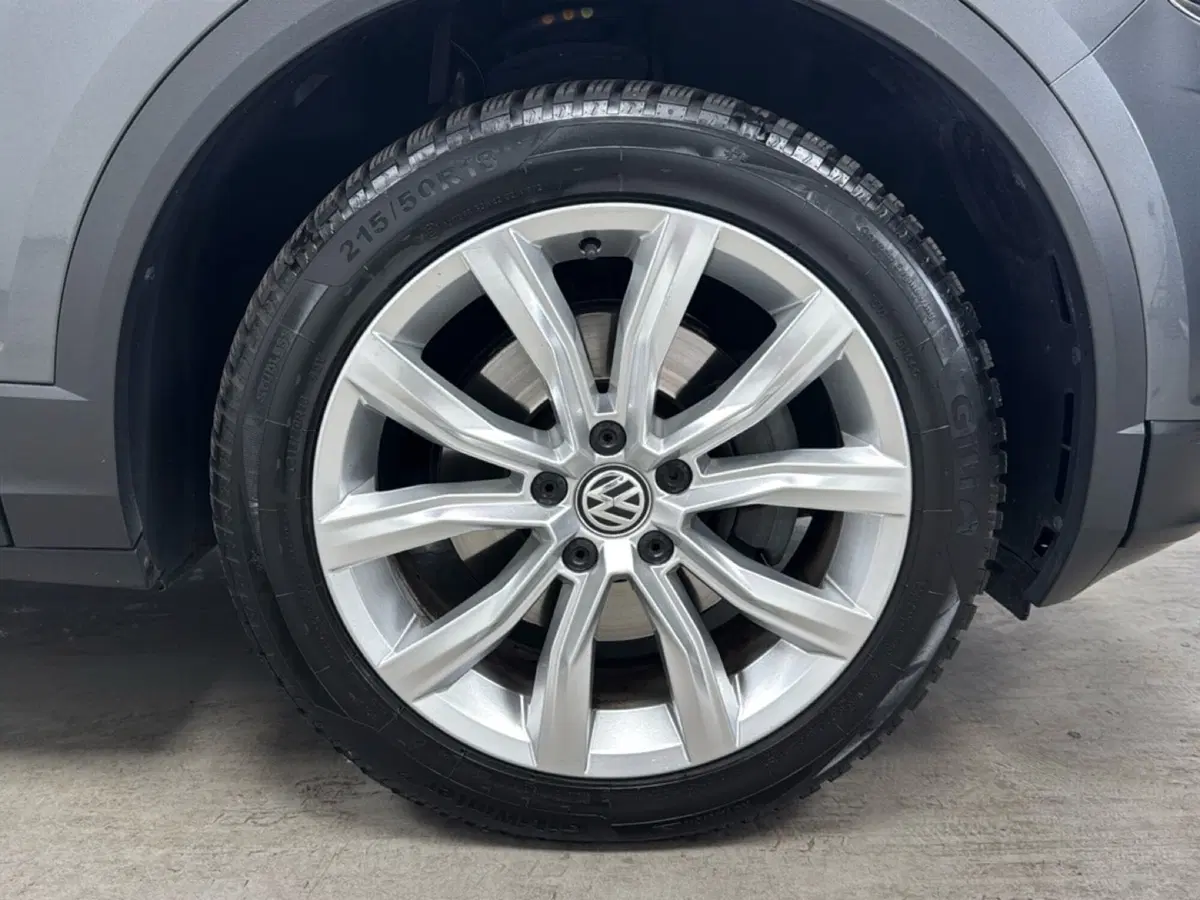 Volkswagen T-Roc usata a Varese (7)