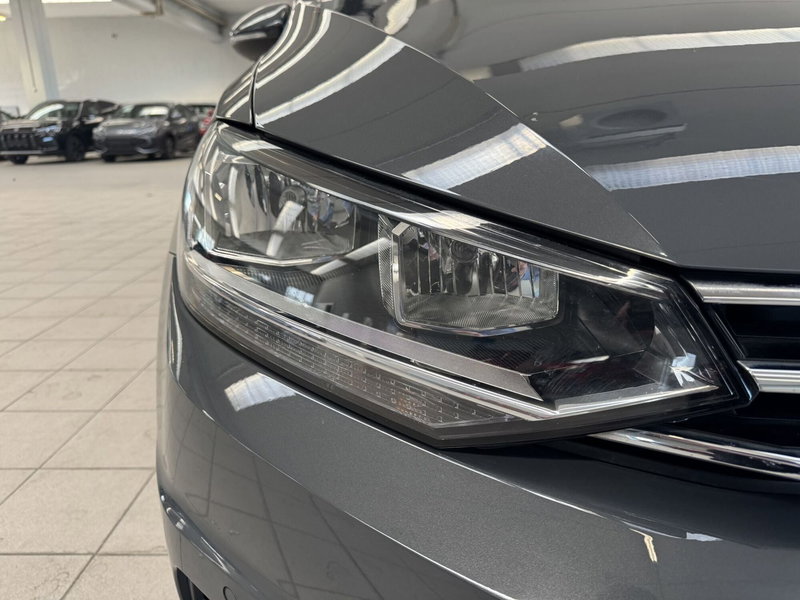 Volkswagen Touran usata a Monza e Brianza (17)