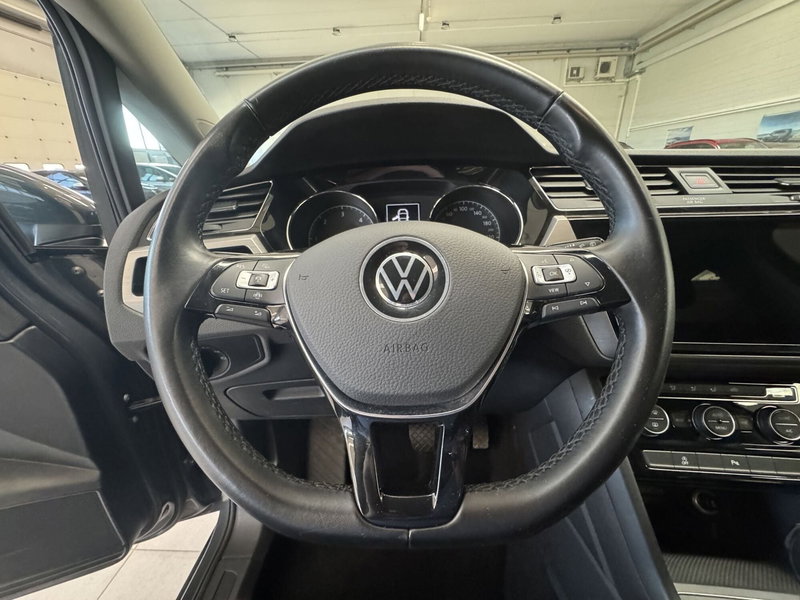 Volkswagen Touran usata a Monza e Brianza (20)