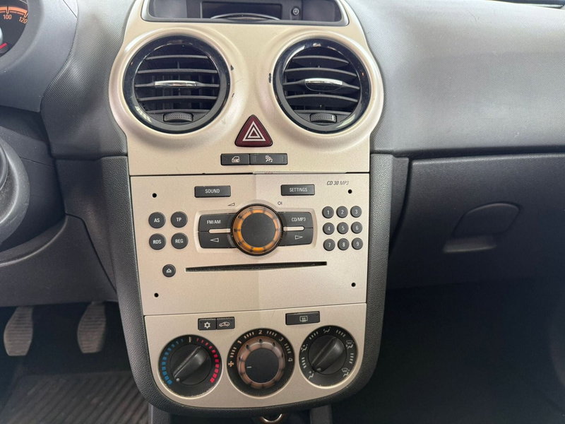 Opel Corsa usata a Brescia (12)