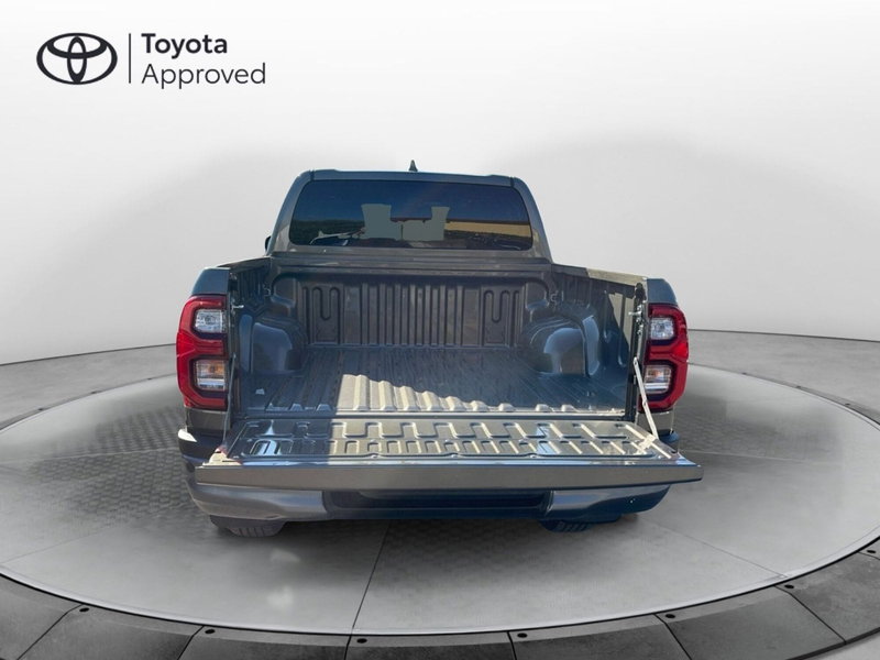 Toyota Hilux nuova a Vicenza (10)