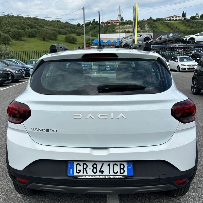 Dacia Sandero usata a Roma (3)