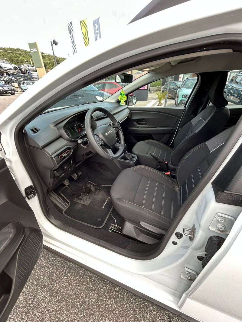 Dacia Sandero usata a Roma (6)
