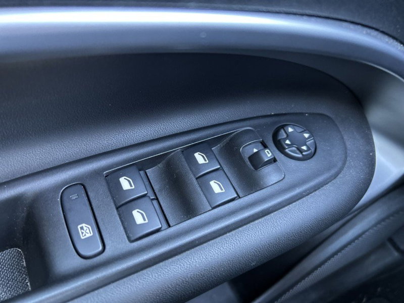 Jeep Avenger usata a Cuneo (9)