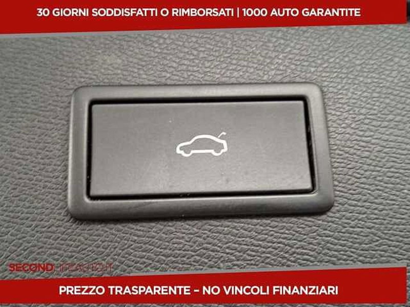 Cupra Formentor usata a Chieti (18)