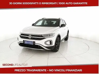 Volkswagen T-Roc 1.0 TSI Style del 2023 usata a San Giovanni Teatino