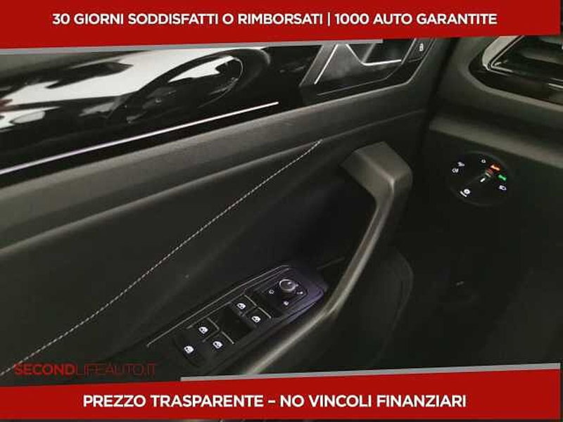 Volkswagen T-Roc usata a Chieti (16)