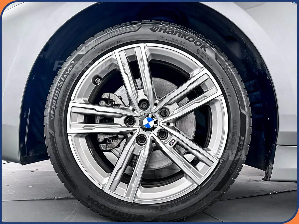 BMW Serie 1 5p. usata a Milano (7)