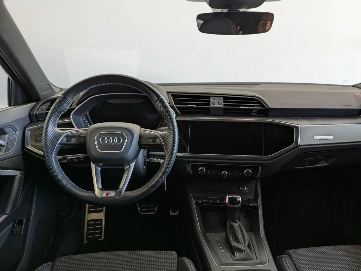 Audi Q3 Sportback usata a Agrigento (9)