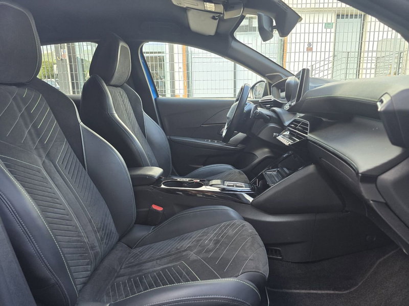 Peugeot 208 usata a Massa-Carrara (18)