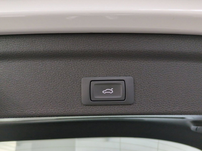 Audi Q3 Sportback usata a Agrigento (16)