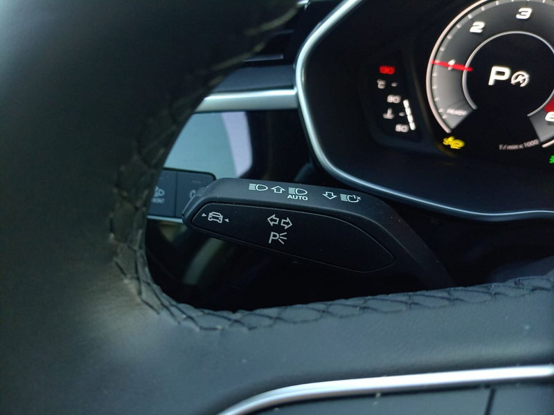Audi Q3 usata a Bari (17)