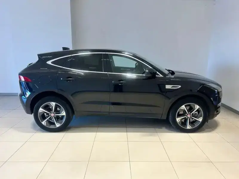 Jaguar E-Pace usata a Napoli (6)