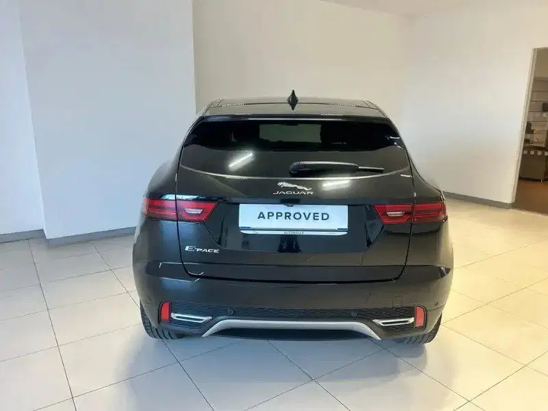 Jaguar E-Pace usata a Napoli (8)