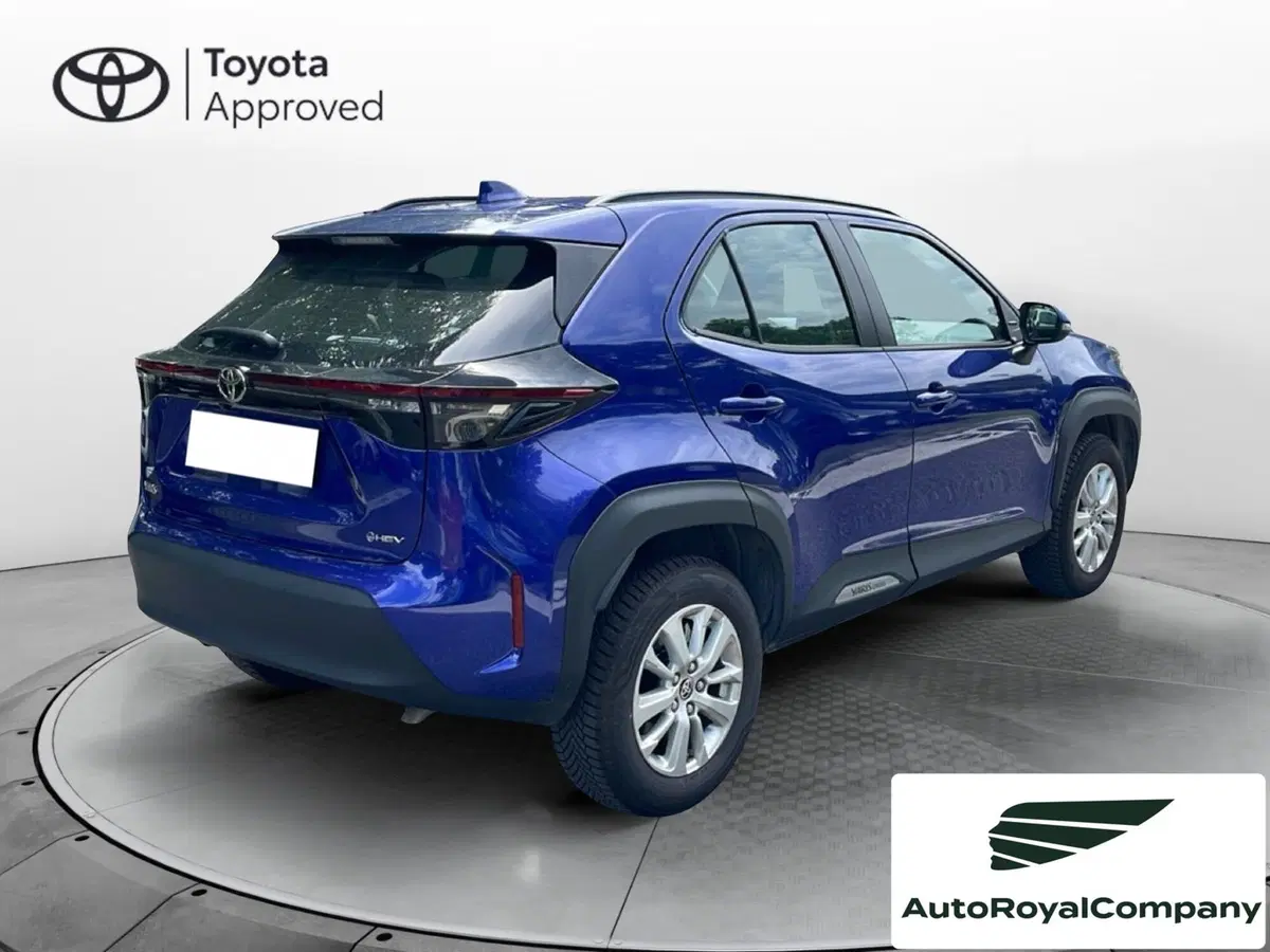 Toyota Yaris Cross usata a Roma (6)