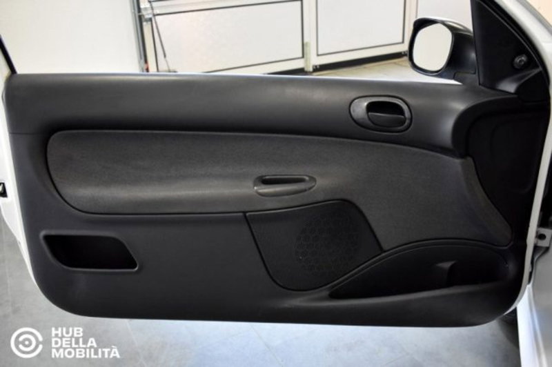 Peugeot 206 usata a Perugia (6)