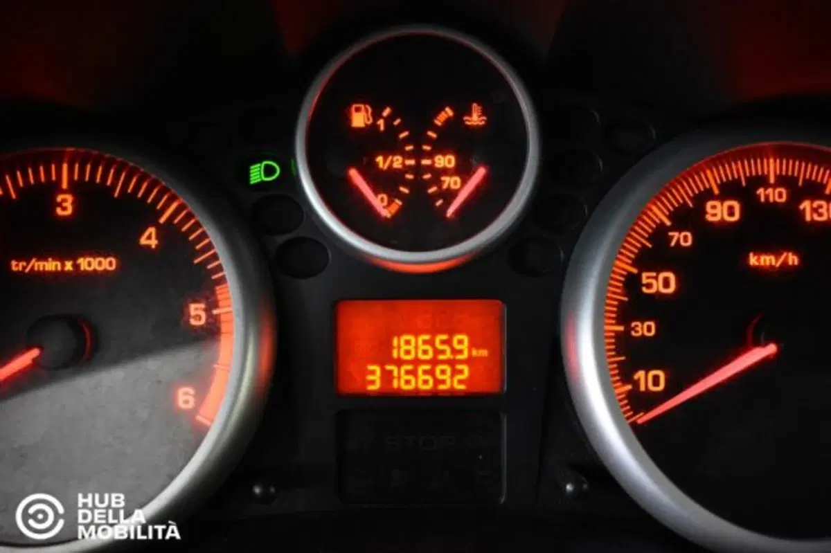 Peugeot 206 usata a Perugia (7)