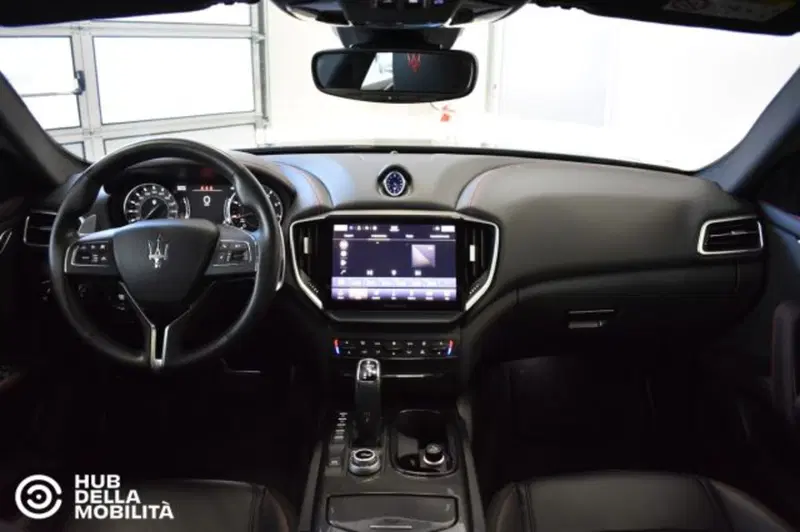 Maserati Ghibli usata a Perugia (10)