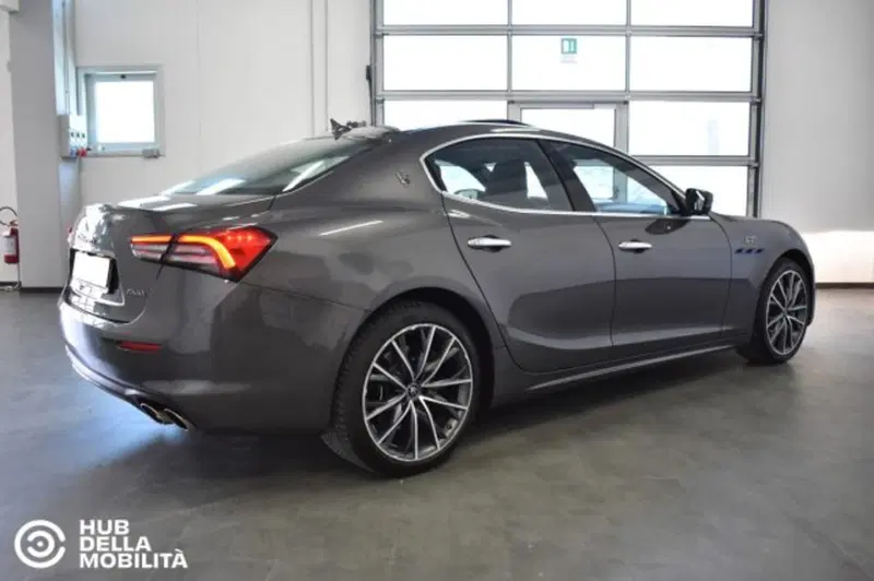 Maserati Ghibli usata a Perugia (4)