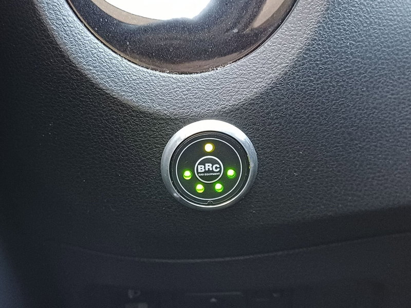 Nissan Juke usata a Modena (14)