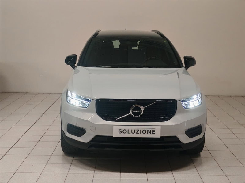 Volvo XC40 usata a Verbano Cusio Ossola (8)
