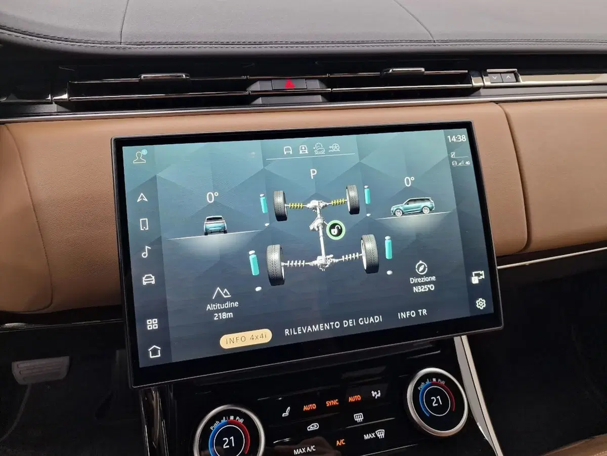 Land Rover Range Rover usata a Verbano Cusio Ossola (14)