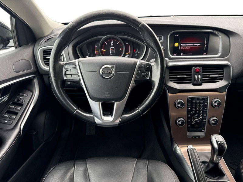 Volvo V40 Cross Country usata a Reggio Calabria (10)