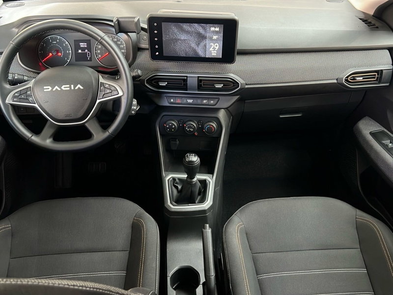 Dacia Sandero usata a Roma (11)