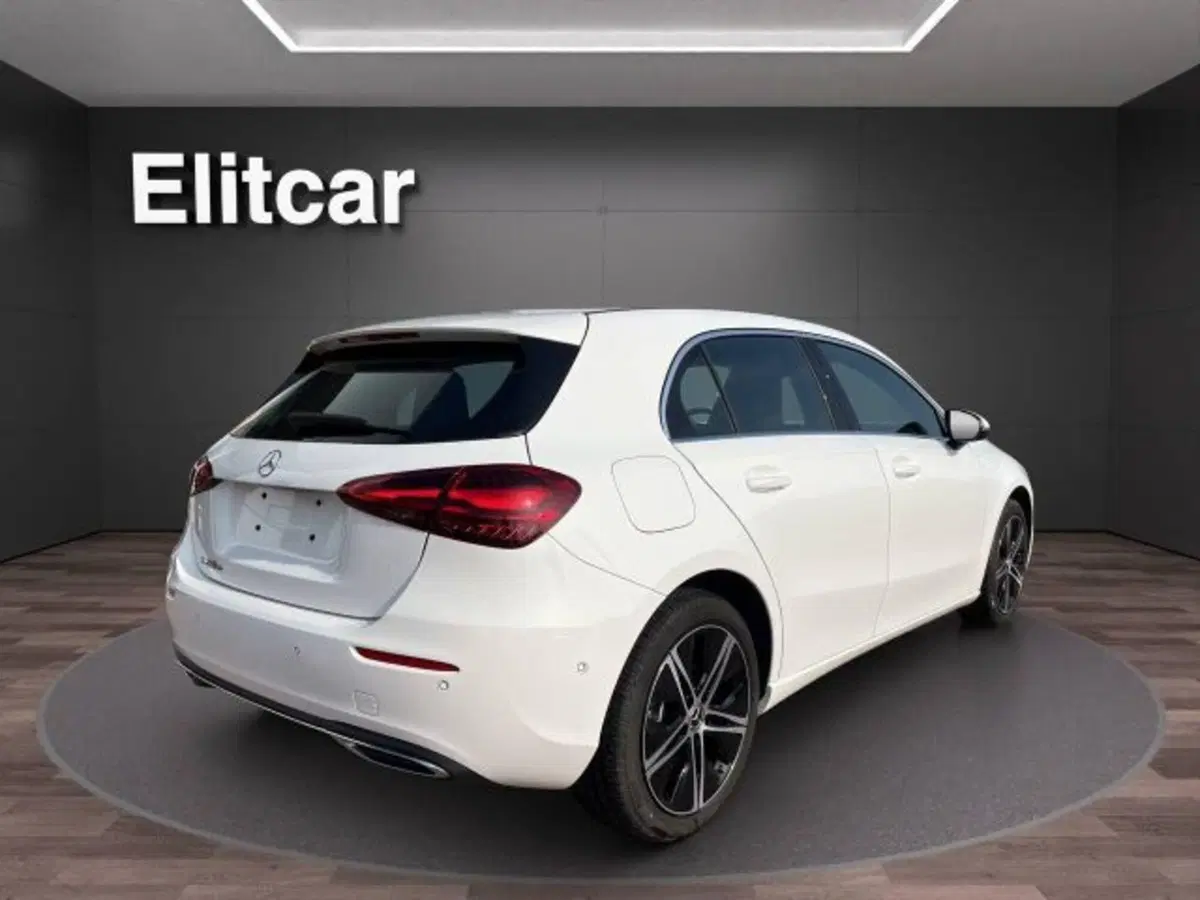 Mercedes-Benz Classe A Sedan usata a Novara (7)
