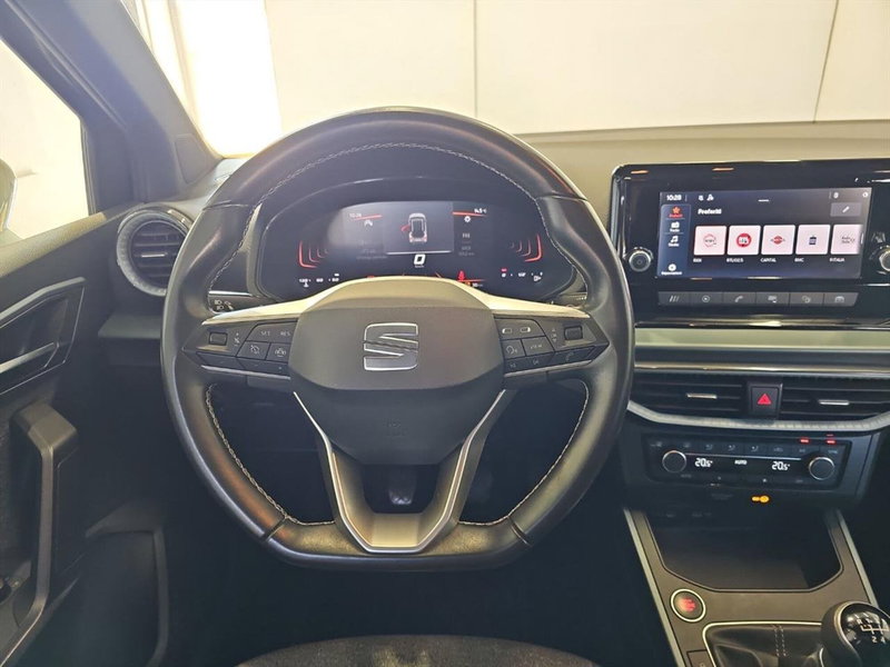 SEAT Arona usata a Lecco (10)