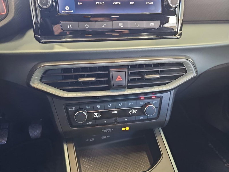 SEAT Arona usata a Lecco (14)