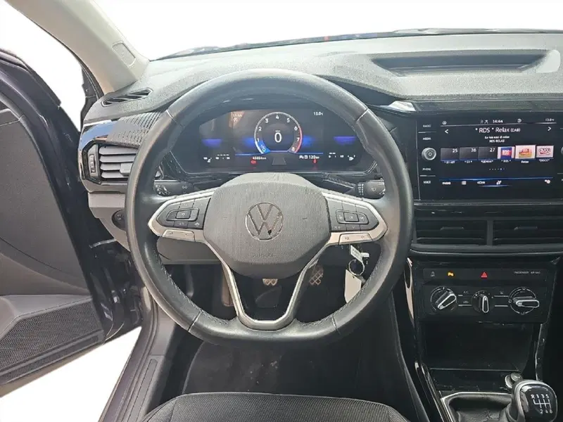 Volkswagen T-Cross usata a Lecco (10)