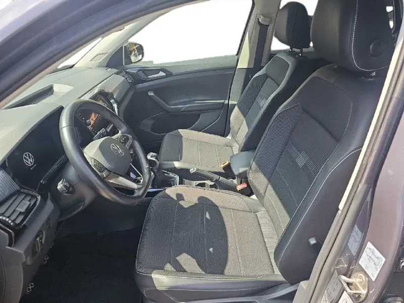 Volkswagen T-Cross usata a Lecco (11)