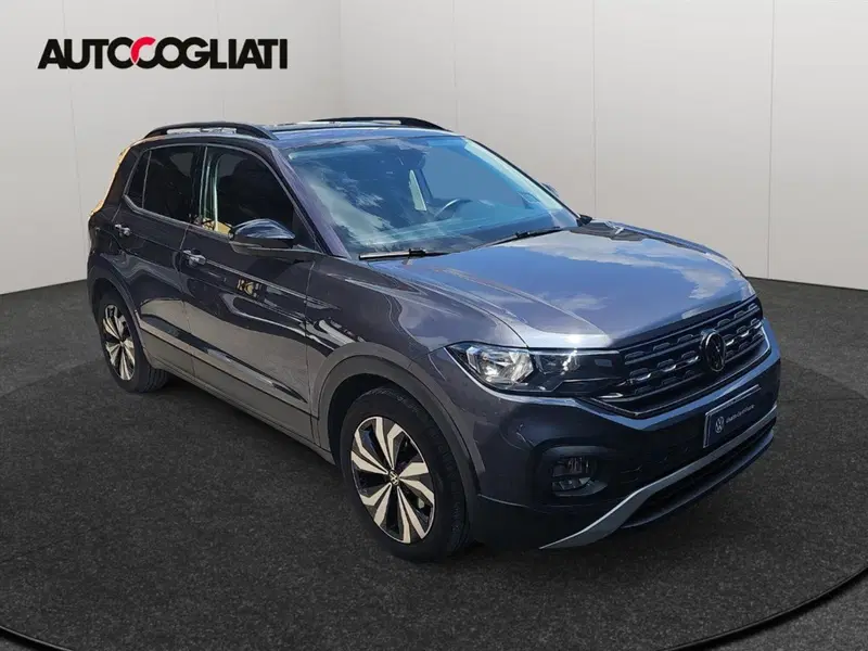 Volkswagen T-Cross usata a Lecco (3)
