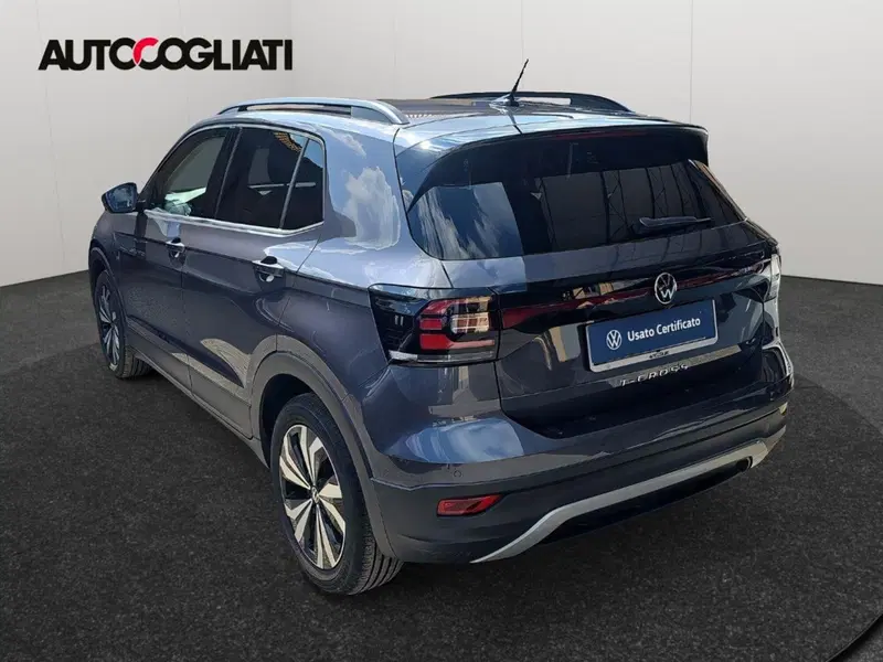 Volkswagen T-Cross usata a Lecco (8)