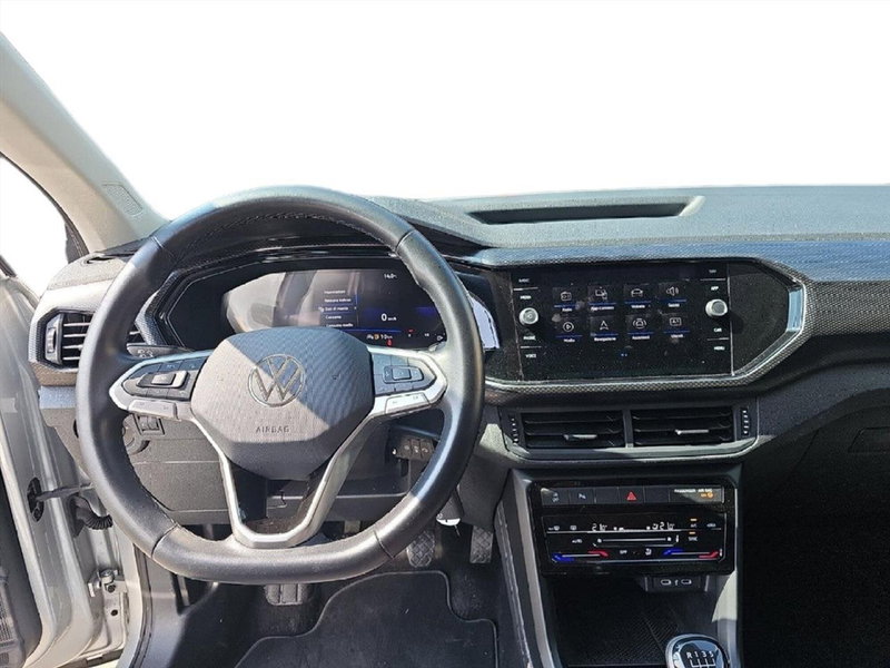 Volkswagen T-Cross usata a Lecco (11)