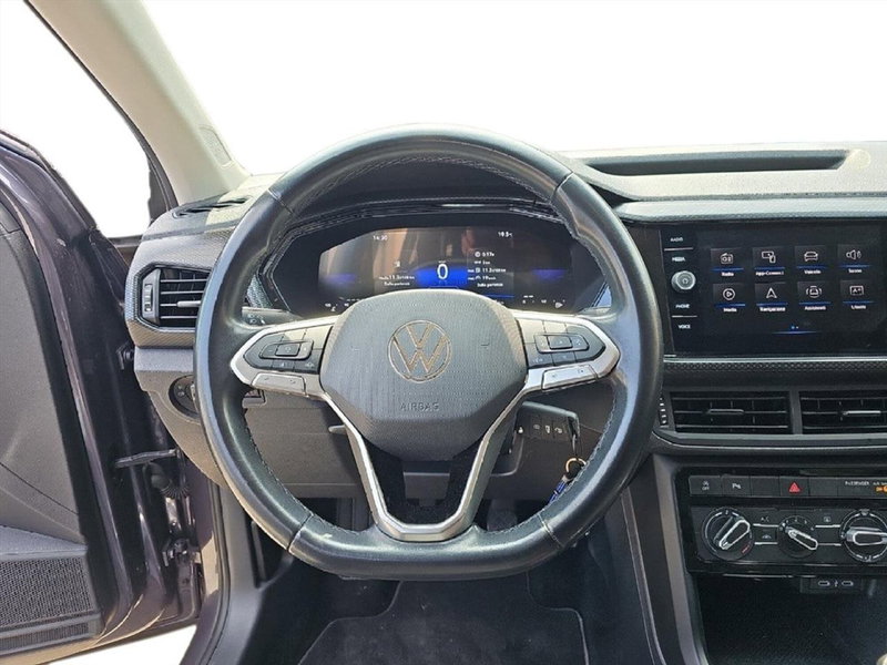 Volkswagen T-Cross usata a Lecco (10)