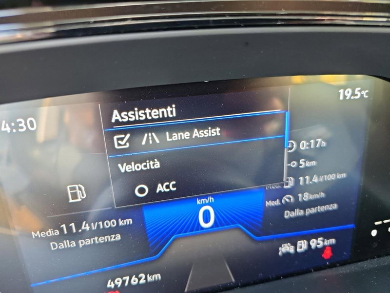 Volkswagen T-Cross usata a Lecco (16)