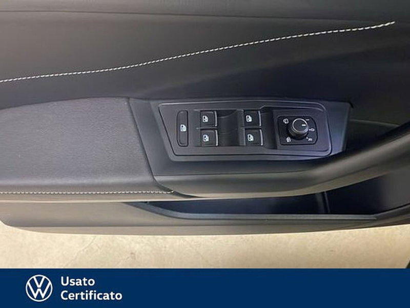 Volkswagen T-Roc usata a Vicenza (17)