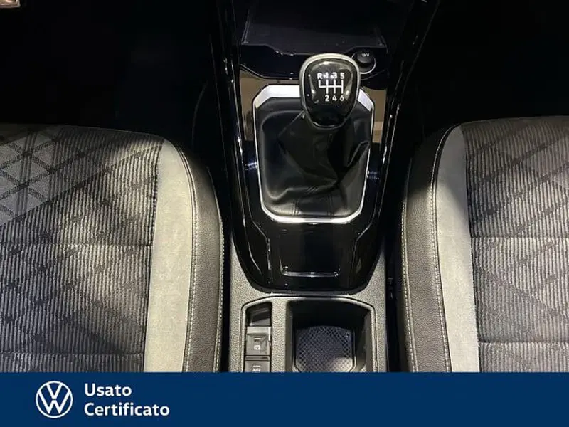 Volkswagen T-Roc usata a Vicenza (11)