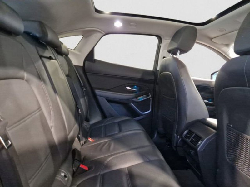 Jaguar E-Pace usata a Livorno (7)
