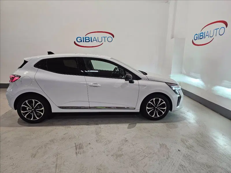 Renault Clio usata a Palermo (6)