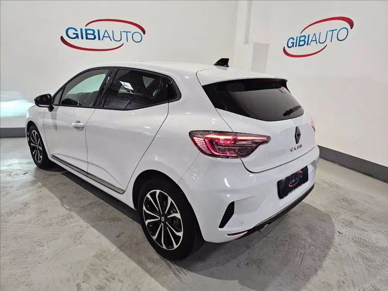 Renault Clio usata a Palermo (7)