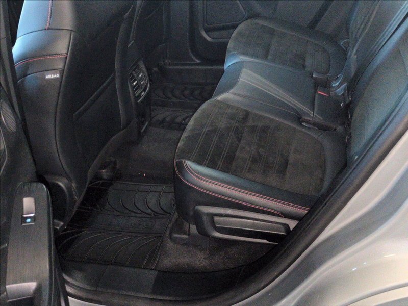 Ford Kuga usata a Milano (14)