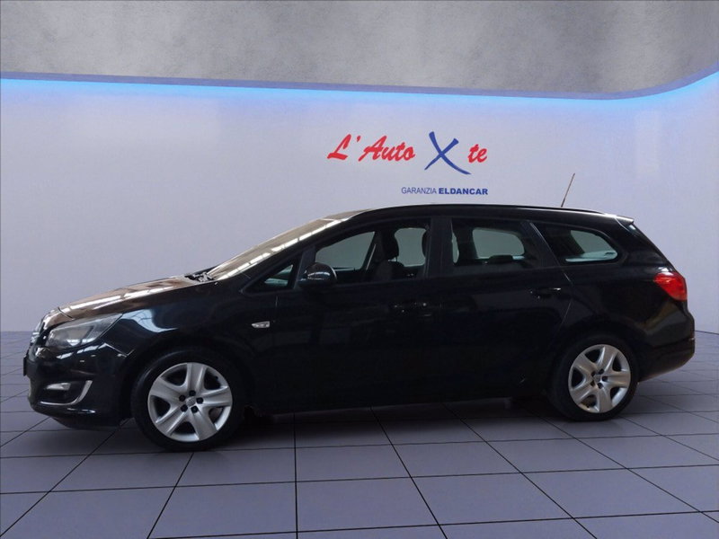 Opel Astra Station Wagon usata a Milano (4)