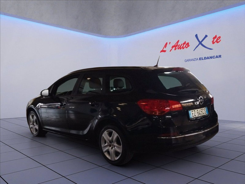 Opel Astra Station Wagon usata a Milano (6)