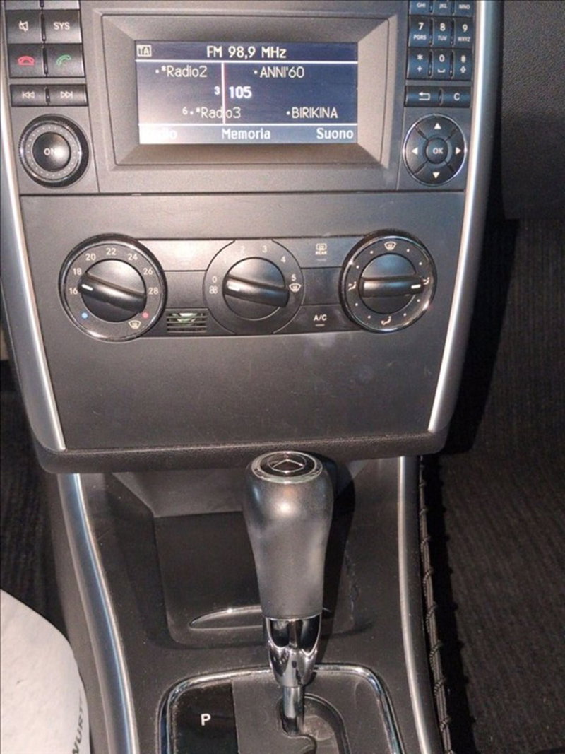 Mercedes-Benz Classe A usata a Milano (11)