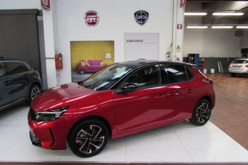 Opel Corsa nuova a Milano (4)